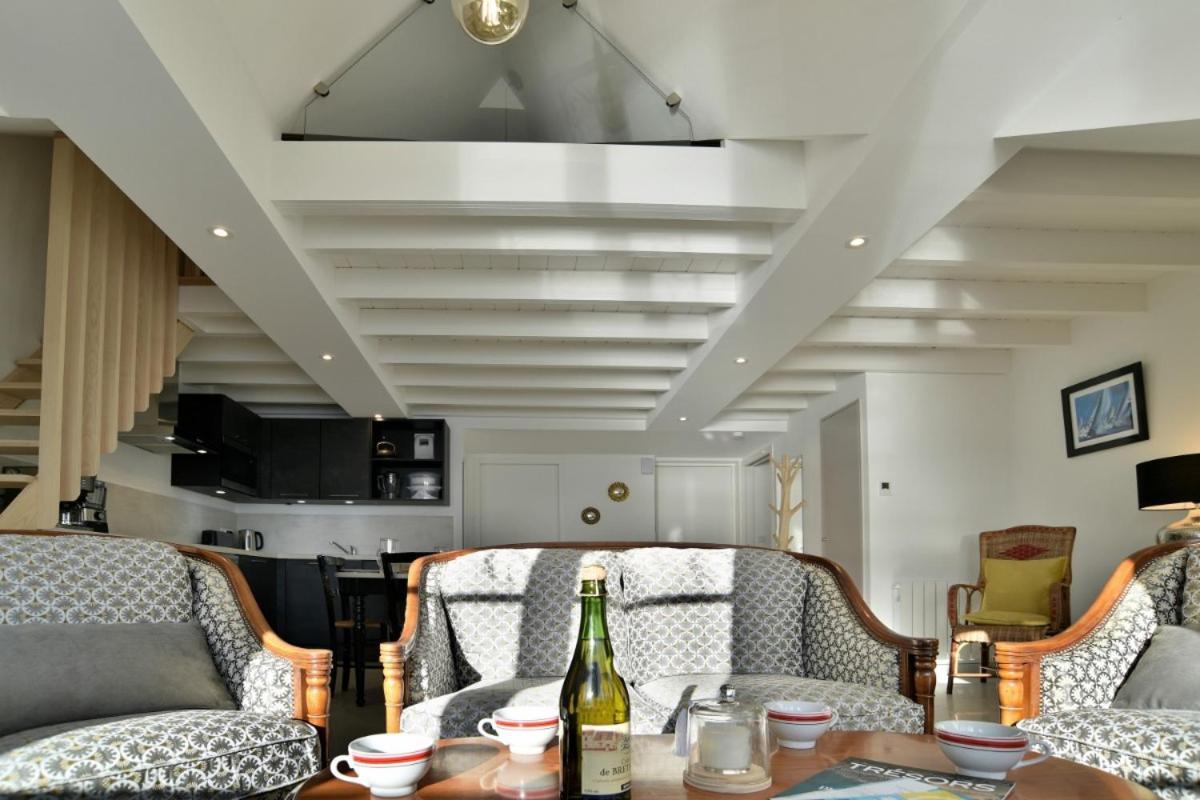 Lostra 2 - Appartement Avec Mezzanine, Front De Mer A Cancale Sur Le Port De La Houle Exterior foto